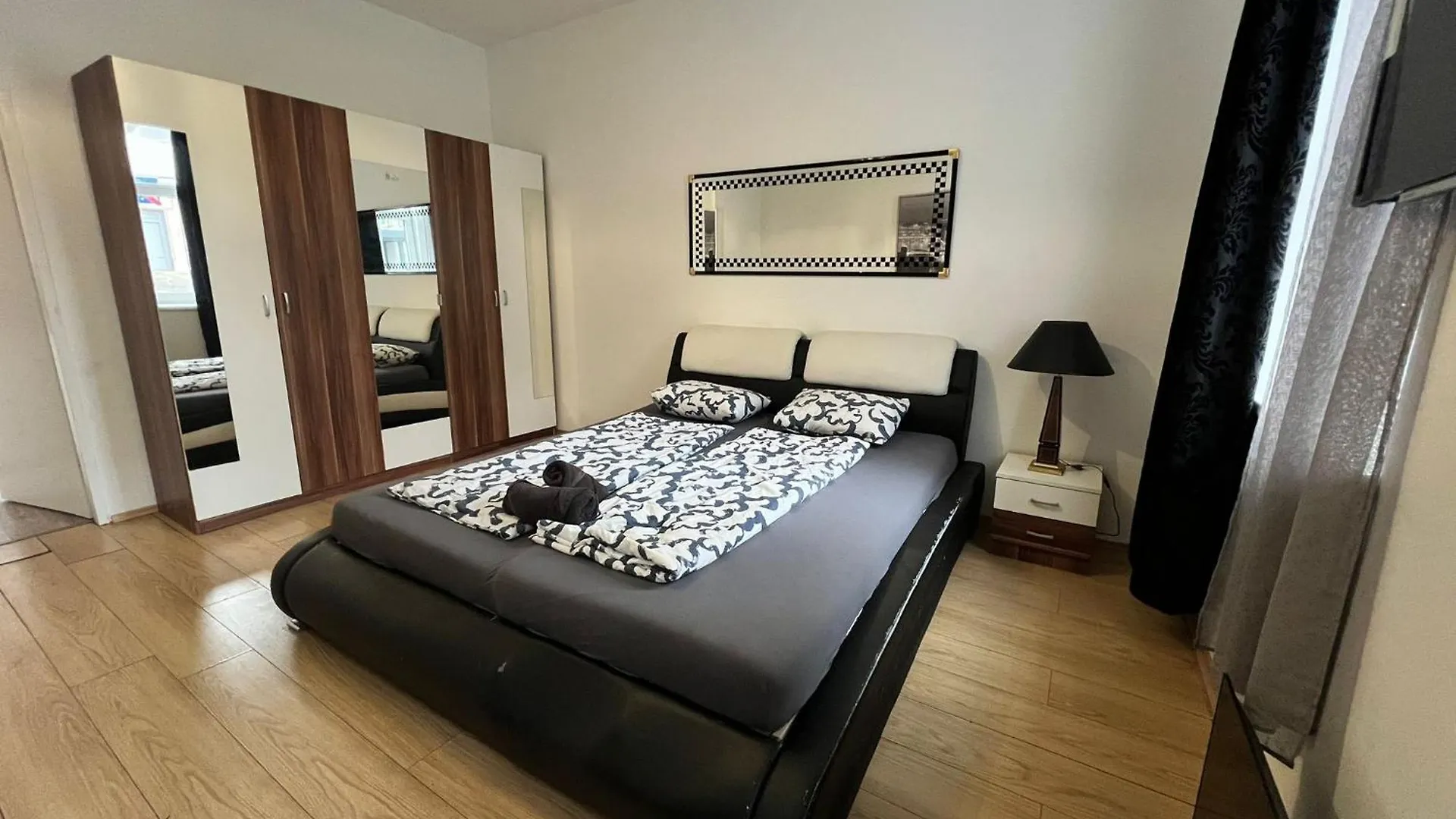 Quaint 1Br In Simmering -Well-Suited For Longstays contacts